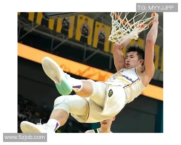 邹雨宸：从篮球新星到职业生涯的辉煌历程与未来展望